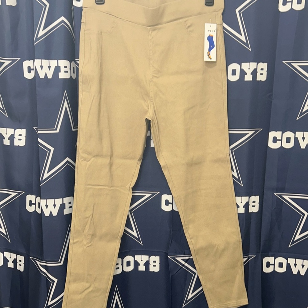 NWT khaki pants Size XL